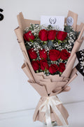12 rosas rojas